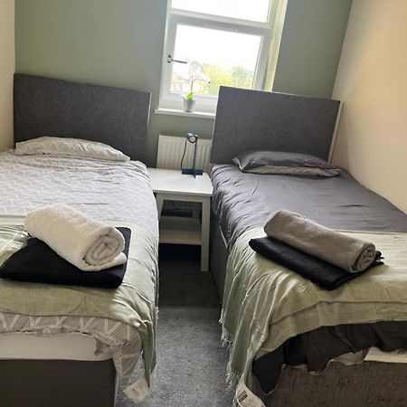 Short Term Lets From £15 Per Person Per Night Daire Bristol Dış mekan fotoğraf