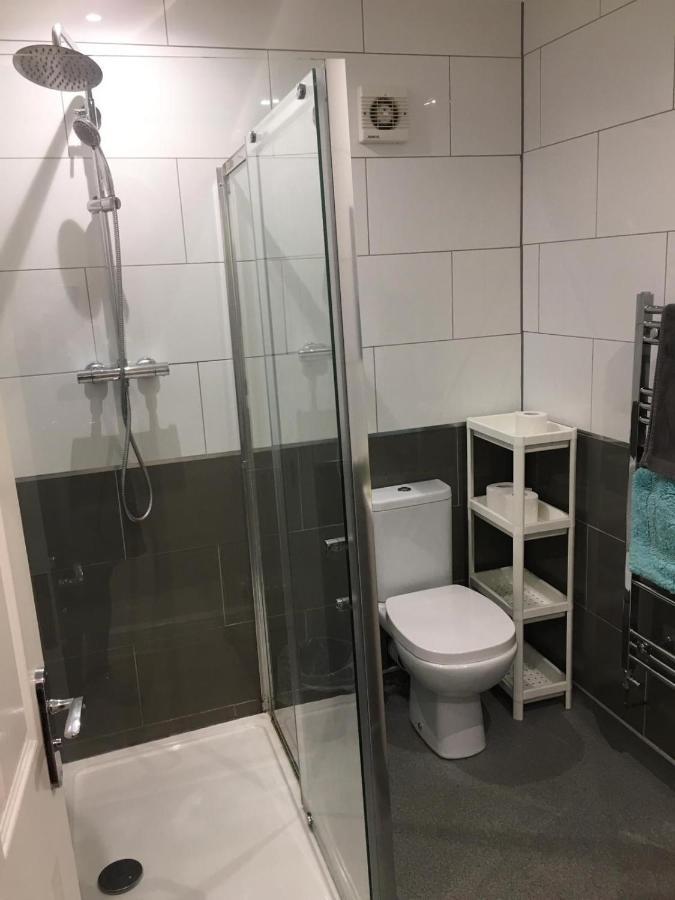 Short Term Lets From £15 Per Person Per Night Daire Bristol Dış mekan fotoğraf