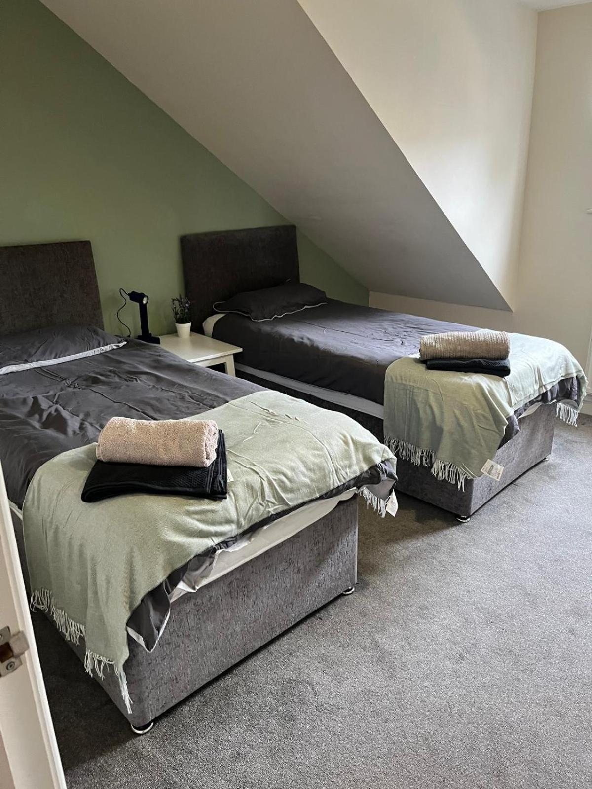 Short Term Lets From £15 Per Person Per Night Daire Bristol Dış mekan fotoğraf